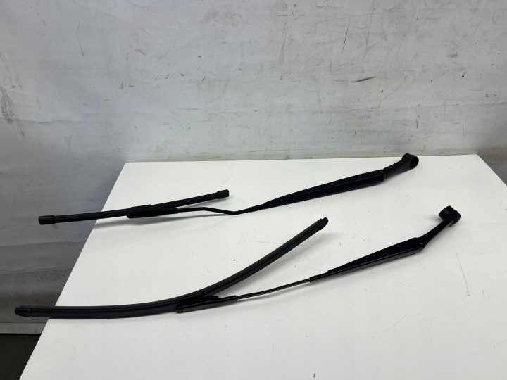 Hyundai Bayon поводки дворников КОМПЛ. 98320-Q0000 98310-Q0000, фото 1
