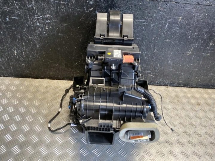 Корпус вентилятора Volkswagen ID.3 2024 1EA820351BH, фото 2