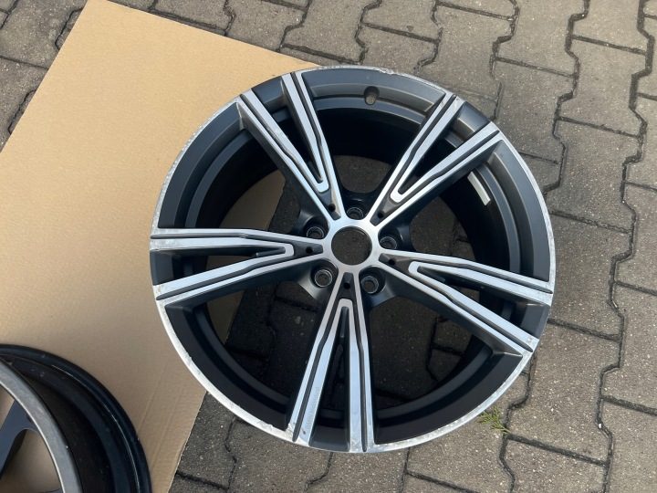 Литой диск BMW 3 G20 INDIVIDUAL 8.0" x 19" 5x112 ET 27, фото 1