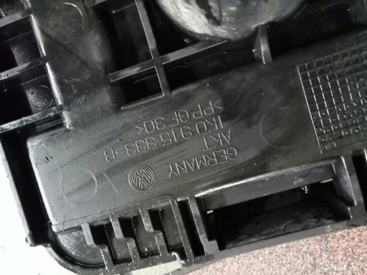 Площадка аккумулятора Audi OE 1K0915333B, фото 2