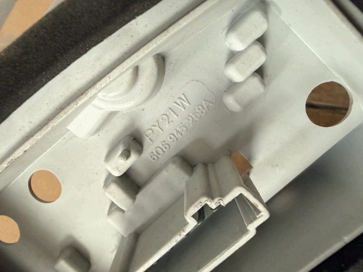 Плата фонаря задняя правая VW Polo 9N кронштейн ламп 6Q6945258A оригинал, фото 3