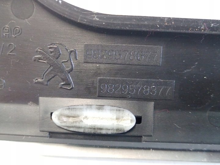 МОЛДИНГ ДЕКОР ПАНЕЛИ КОНСОЛИ PEUGEOT 3008 II 9829578677, фото 5