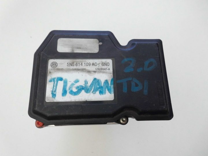 Главный тормозной цилиндр ABS 5N0614109AC Tiguan 5N 2.0TDI, фото 2