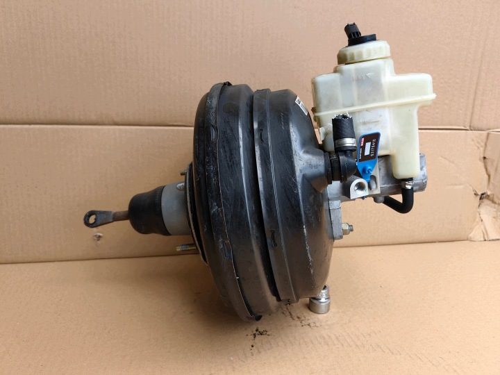 Вакуумный усилитель с насосом LUCAS BMW e39 LSC 145T 1165057 (5410), фото 1