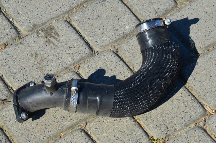 ВОЗДУШНЫЙ ПАТРУБОК ДЛЯ РАДИАТОРА JEEP WRANGLER JL 2.2 CRD ДИЗЕЛЬ 68283403AB, фото 1