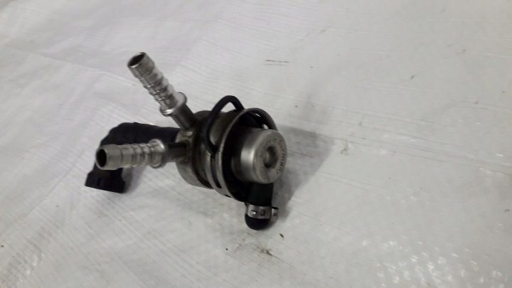 BOSCH 0280160557 Регулятор давления топлива, фото 2