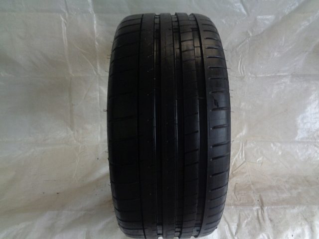 Шина летняя Michelin Pilot Супер Sport 235/35R20 92 Y усилитель (XL) K1 - Ferrari, фото 1
