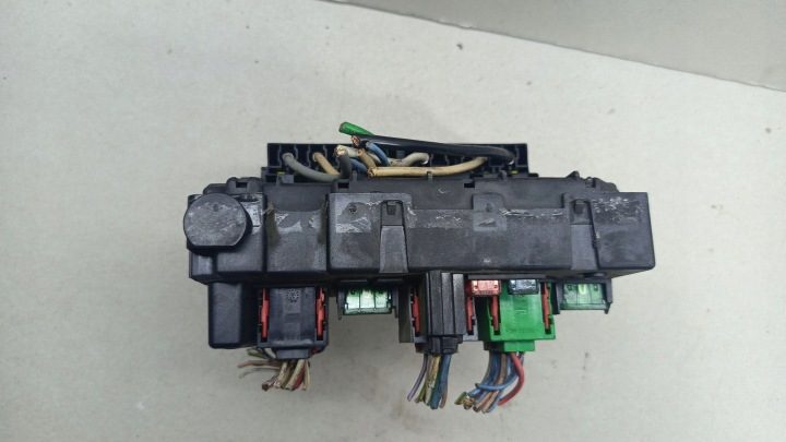 БЛОК ПРЕДОХРАНИТЕЛЕЙ МОДУЛЬ BSM PEUGEOT 206 9650664080, фото 4