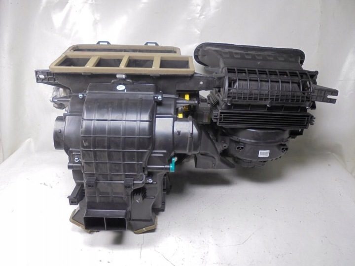 ОТОПИТЕЛЬ В СБОРЕ KIA NIRO I 1,6 GDI ГИБРИД 17 г., фото 1