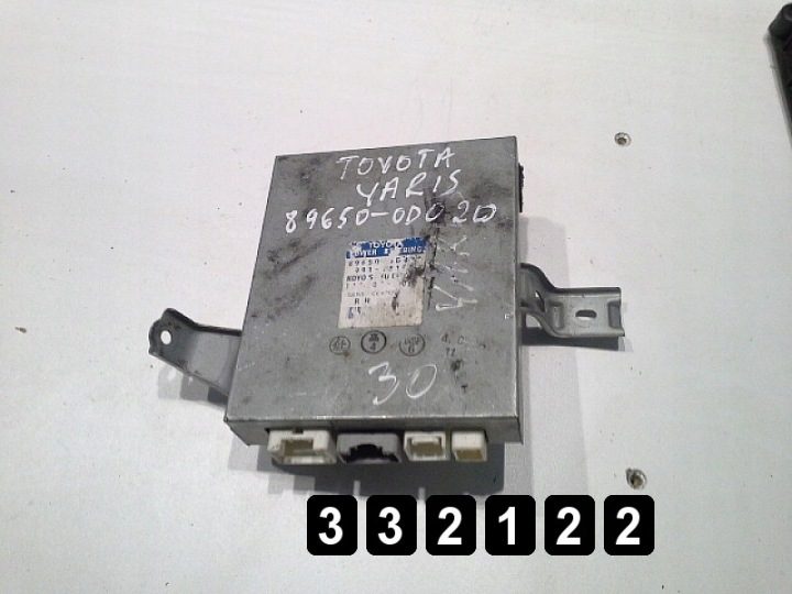 2002 Toyota Yaris ЭБУ 89650-0d020, фото 1