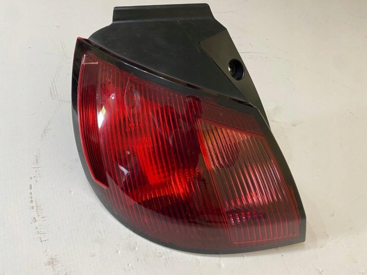MITSUBISHI COLT VI РЕСТАЙЛИНГ (08-12R) 3 ДВ. ФОНАРЬ ЛЕВЫЙ ЗАДНИЙ MR957365, фото 3