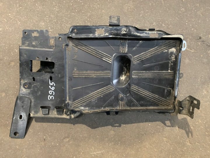 Toyota Proace Jumpy Expert III площадка аккумулятора 9815288480, фото 1