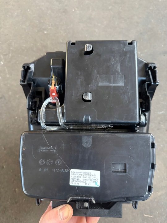 ПЕПЕЛЬНИЦА БАРДАЧОК MERCEDES C W205 2056801005, фото 3