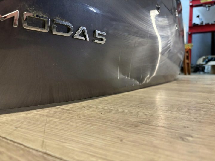 Chery Omoda 5 крышка багажника задняя Omoda 5, фото 4