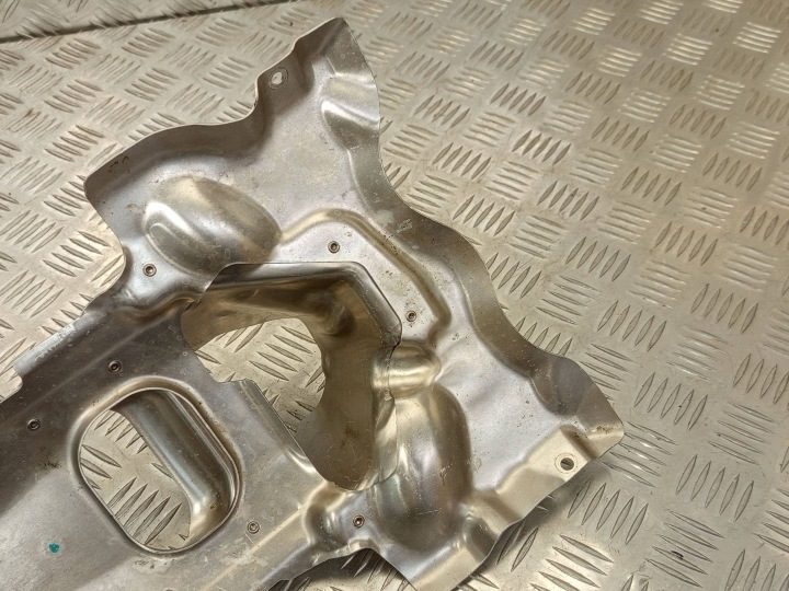 BMW OE 7852128 5' F90 M5 8' F91 M8 X5 M F95 X6 M F96 ТЕПЛОЗАЩИТНЫЙ ЭКРАН, фото 10