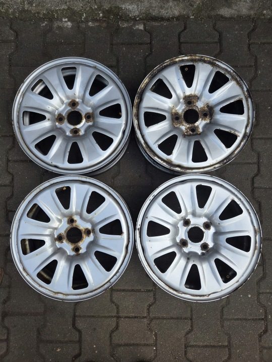 4× Штампованный диск Toyota OE 426110D590 5.0" x 15" 4x100 ET 39, фото 1