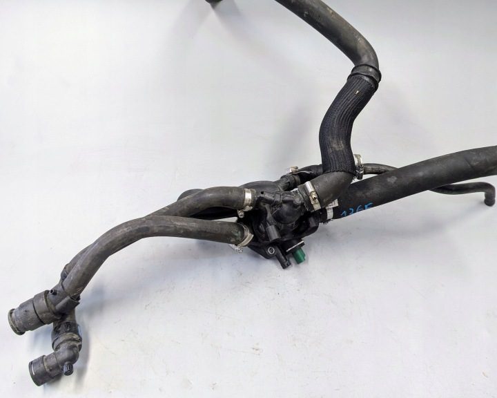Peugeot OE V764558180 термостат, охлаждающая жидкость, фото 1
