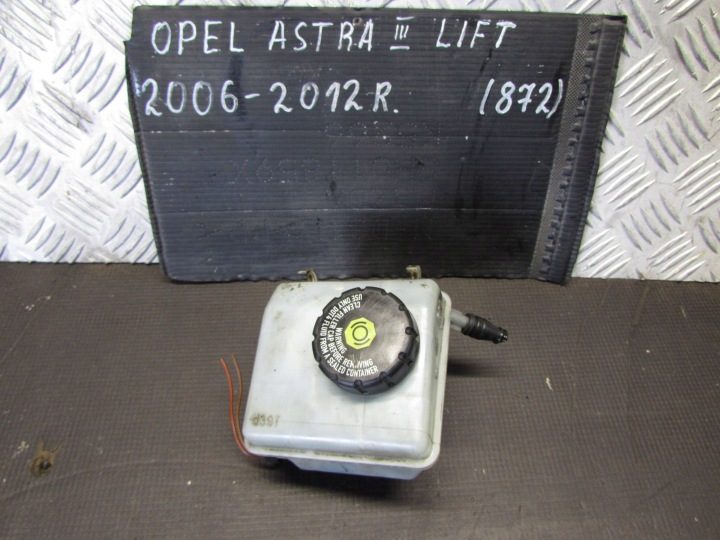 Бачок тормозной жидкости Opel Astra III рестайлинг 06-12 R., фото 1