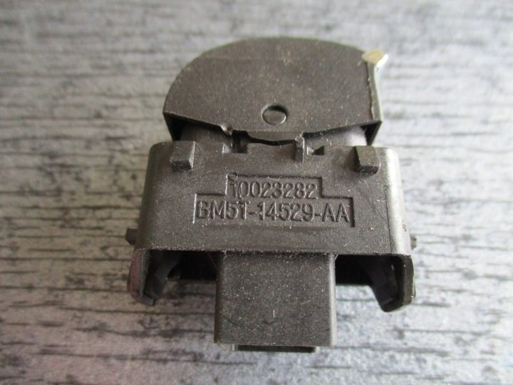 Блок кнопок стеклоподъемников Ford Focus BM5T-14529-AA, фото 3