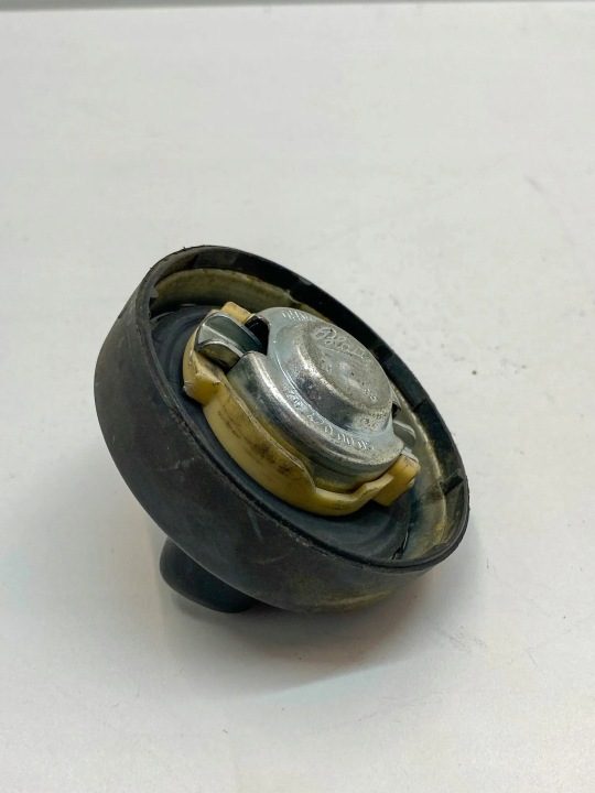 ЛЮЧОК ТОПЛИВНОГО БАКА MERCEDES-BENZ SL (R129) A1404700005 21615436 5.0L, фото 5
