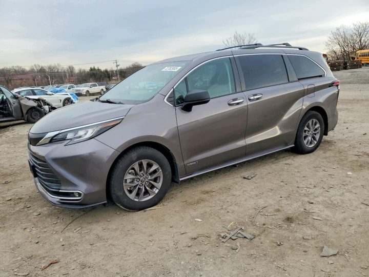 Патрубок Воздушного фильтра Резонатор Szumów Toyota Sienna XL40 2021, фото 10
