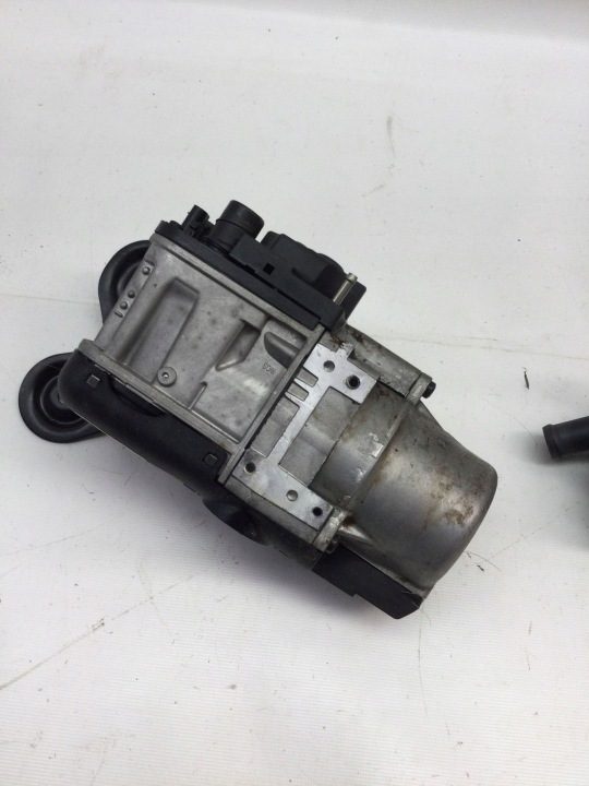 Автономный отопитель (Webasto) Передний Volkswagen Touran III 5R3815005L компл., фото 8