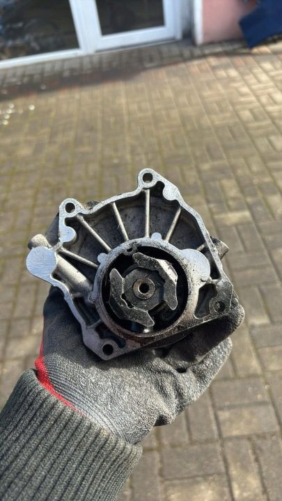ALFA ROMEO 156 1.9 JTD НАСОС ВАКУУМНЫЙ 46818358 Pierburg Дизель, фото 2