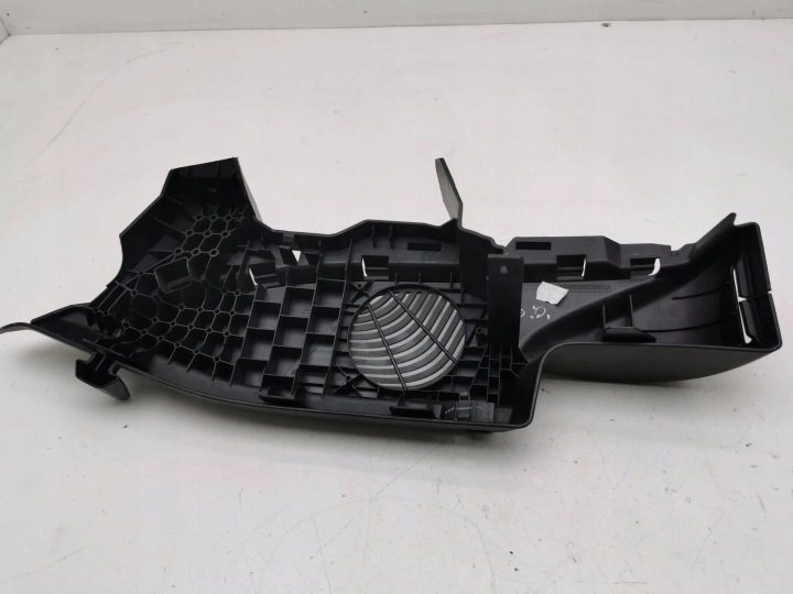BMW 1 F20 F21 2012 Крепление шторки багажника 7221044, фото 6