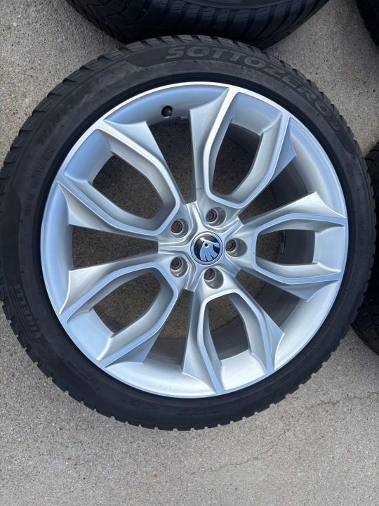 КОЛЕСА OE SKODA KAROQ 225/45/19 ЗИМА PIRELLI ŚLICZNE, фото 2