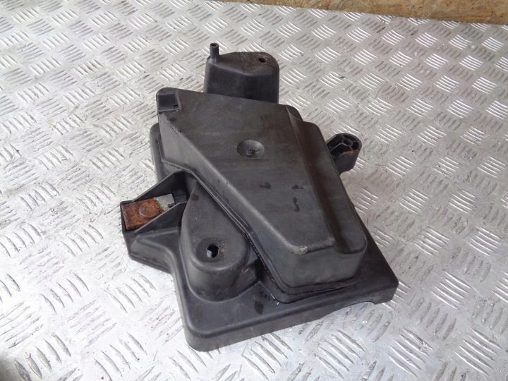 Площадка аккумулятора Chrysler Pacifica I 03-, фото 4