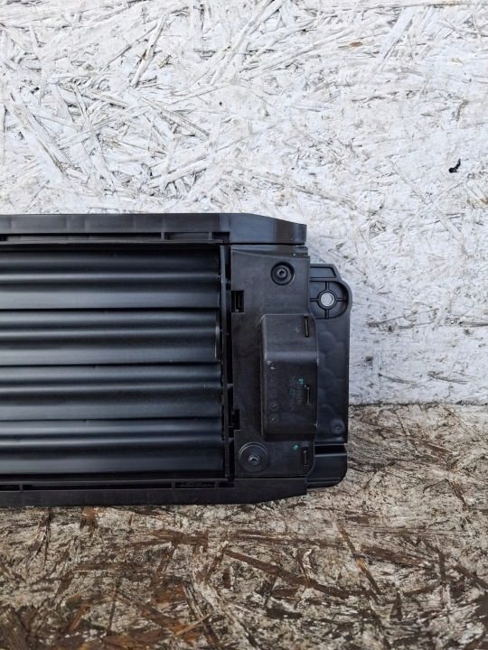 Audi VW Skoda Seat шторка жалюзи передней панели оригинал, фото 5