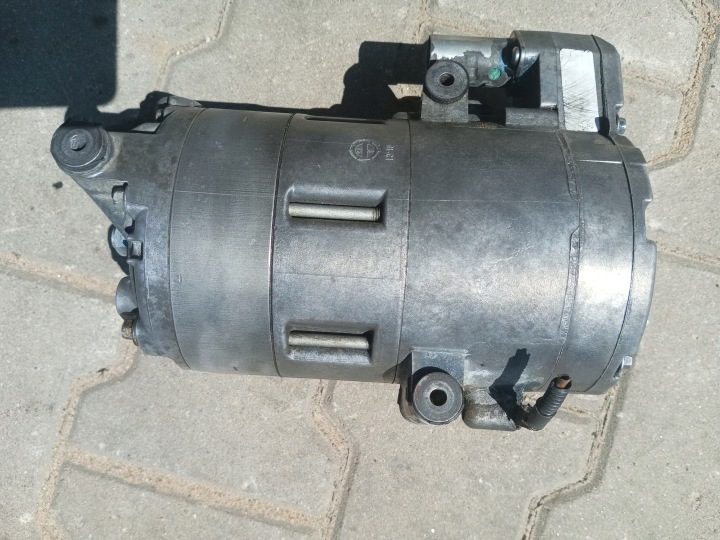 BMW i3 I01 Гибрид REX компрессор кондиционера 6830620, фото 2