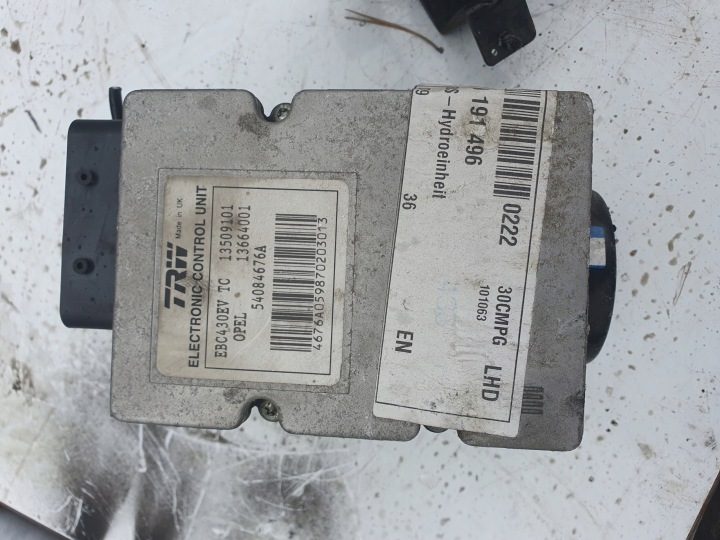 13144709 БЛОК КОРОБ BEZPICZNIKÓW Opel VECTRA C 1.9 CDTI 2004 г., фото 6