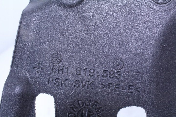 ПЛАСТИК ЗАЩИТА VW GOLF VIII 8 21 г. R-LINE, фото 3