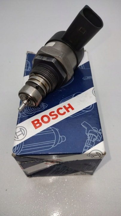 0281006003 РЕГУЛЯТОР ДАТЧИК ДАВЛЕНИЯ ТОПЛИВА BOSCH, фото 2