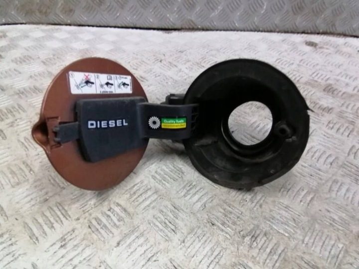 Ford Fiesta MK7 РЕСТАЙЛИНГ ЛЮЧОК ГОРЛОВИНЫ БЕНЗОБАКА 8A61-A27936-A, фото 3