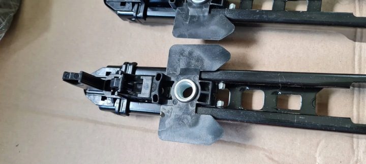 Q5 8R ПОЛЗУНОК РЕГУЛИРОВКА РЕМНЯ 8K0857833C A4 B8 A5 A6 C7, фото 4