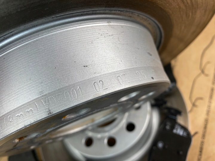 GD VW GOLF VIII ДИСКИ ТОРМОЗНЫЕ КОЛОДКИ ЗАДНИЕ 5Q0615601D ОРИГ. 5 л.с., фото 7