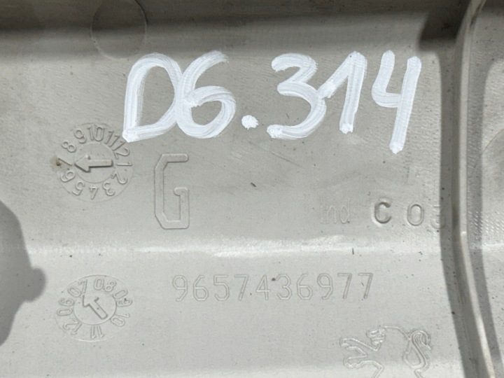 НАКЛАДКА СТОЙКИ ЛЕВАЯ ПЕРЕДНЯЯ PEUGEOT 308 I 9657436977, фото 3