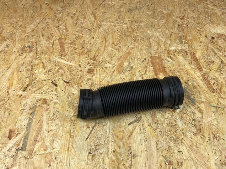 Заборник патрубок трубка воздуха VW Skoda Seat Audi 5Q0129618E, фото 7