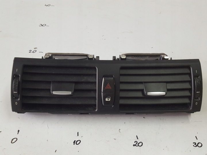 BMW X5 E70 06-09r РЕШЕТКИ ОБДУВА СРЕДНИЕ, фото 1