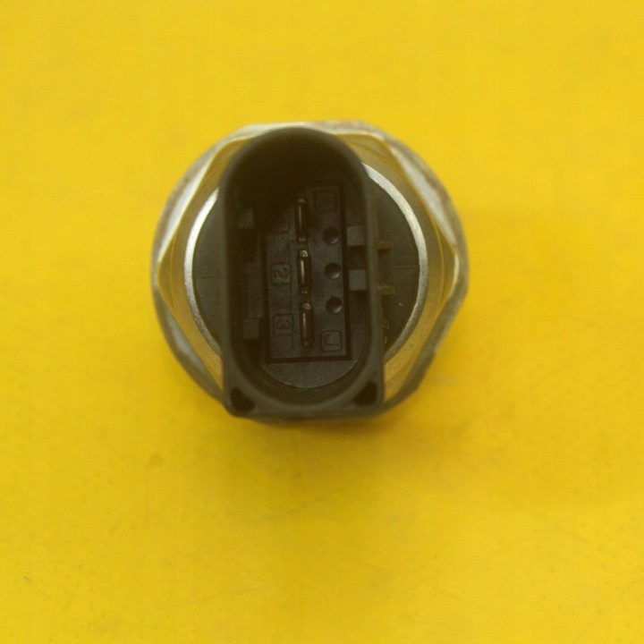 ДАТЧИК ДАВЛЕНИЯ ТОПЛИВА 06K906051A SEAT LEON III 1.2 TSI CYV VW AUDI SKODA, фото 5