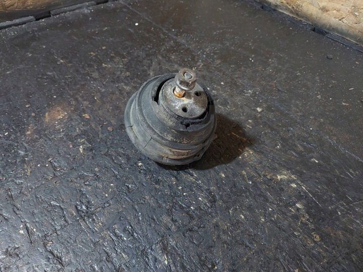 Подушка двигателя BMW 5 E39 523i M52B25 256S3 1095517 22111095517, фото 5