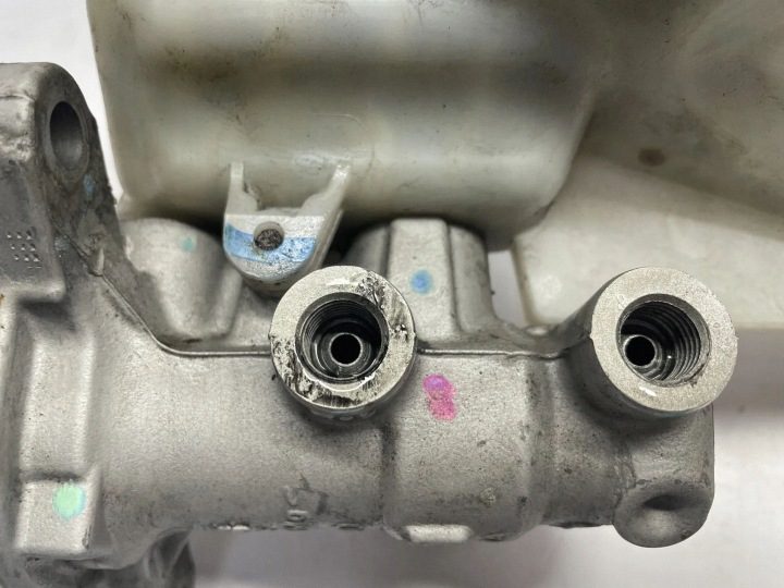 Бачок тормозной жидкости Передний Ford Fusion II 26415200124, фото 6