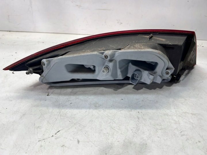 ФОНАРЬ ПРАВЫЙ ЗАДНИЙ AUDI TT 8J0945096C ПОВРЕЖДЕННЫЙ., фото 5