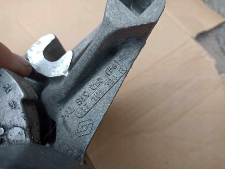КРОНШТЕЙН ГЕНЕРАТОРА NISSAN RENAULT, фото 4