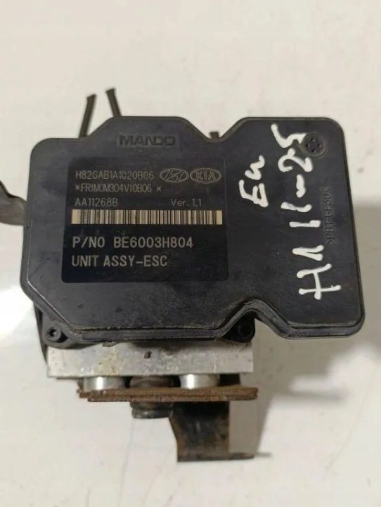 Насос ABS HYUNDAI H-1 / STAREX H822BAAA1020806 2.5L 2010, фото 1