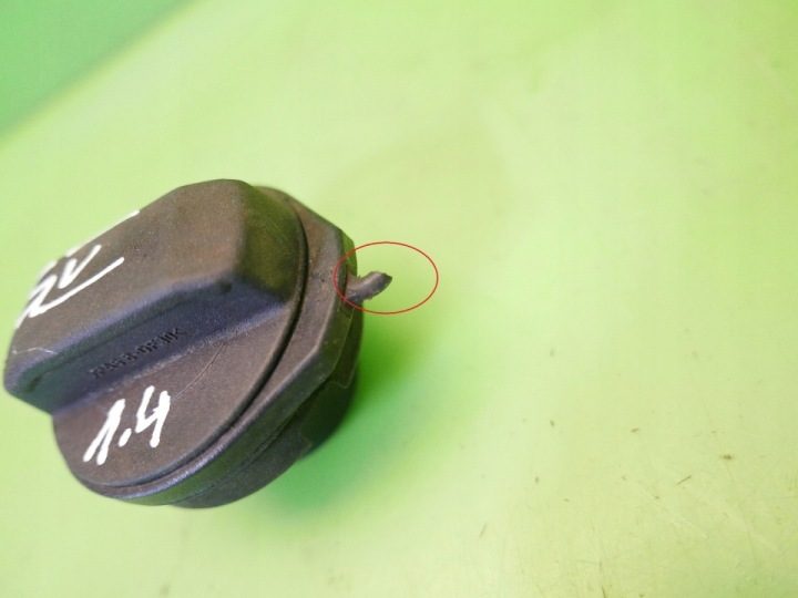 VW VOLKSWAGEN GOLF 5 MK5 КРЫШКА БАКА ГОРЛОВИНЫ БЕНЗОБАКА 3D 1J0201553Q, фото 4