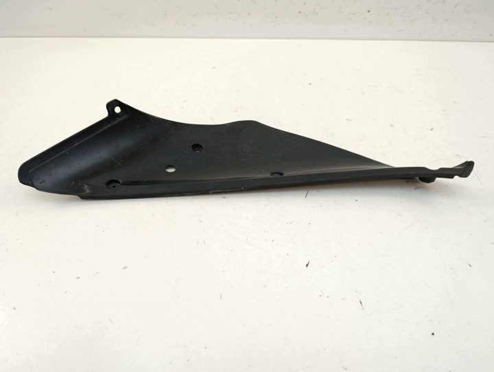 YAMAHA R1 RN01 ВСТАВКА ПРАВАЯ, фото 2