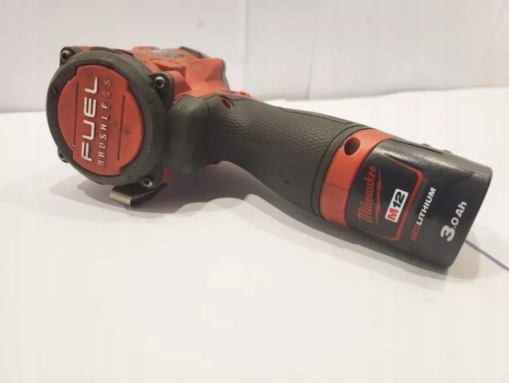 Kompaktowy ударный гайковерт Milwaukee M12 FIWF12-0X 339 Нм ТОПЛИВНЫЙ 1/2" 4933464615, фото 6